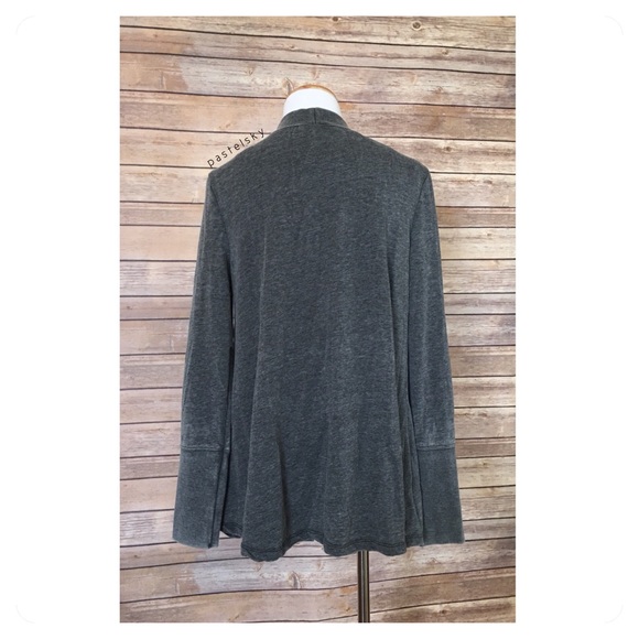 🆕 HONOLUA sweater - Picture 3 of 6